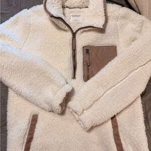 Abercrombie & Fitch Cream Sherpa Pullover